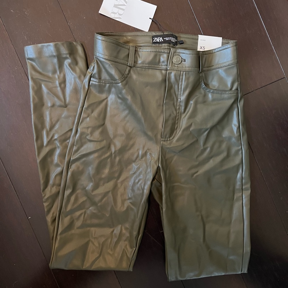 New with tags olive green Zara leather leggings